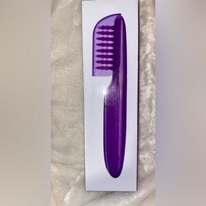 Electric battery powered cordless purple detangling brush NWT